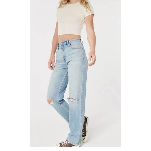 Hollister High Rise Dad Jeans Distressed Light Wash Blue Size 9R 29X31 Americana - Picture 1 of 10